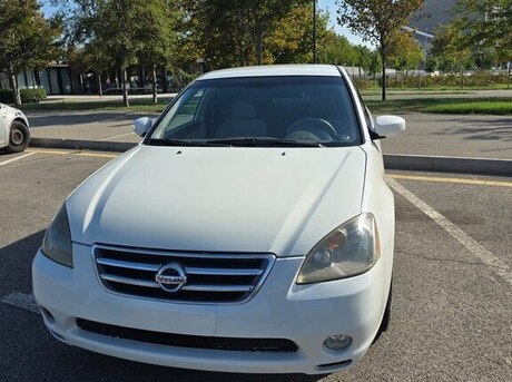 Nissan Altima 2004