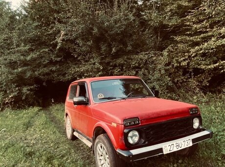 LADA (VAZ) Niva 1996