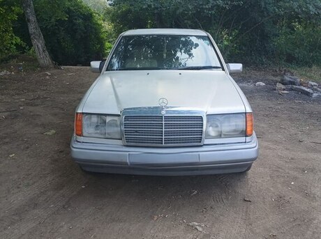 Mercedes  1993