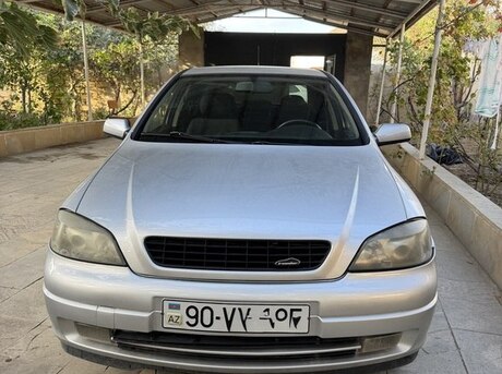 Opel Astra 2005