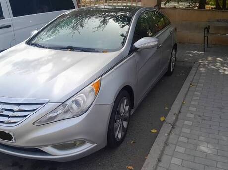 Hyundai Sonata 2012