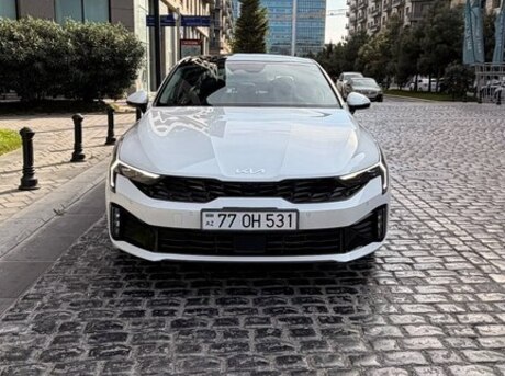 Kia K5 2025