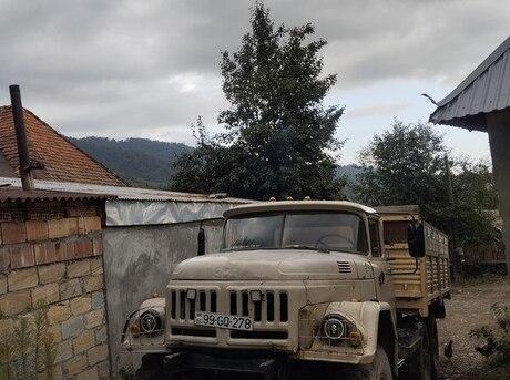 ZIL 131 1990