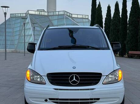 Mercedes  2009