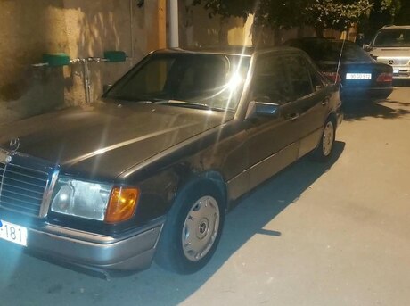 Mercedes 230 E 1992