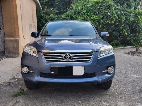 Toyota RAV4 2011