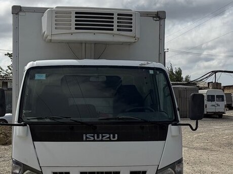 Isuzu NPR 66 L 2008