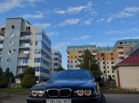 BMW 523 1998