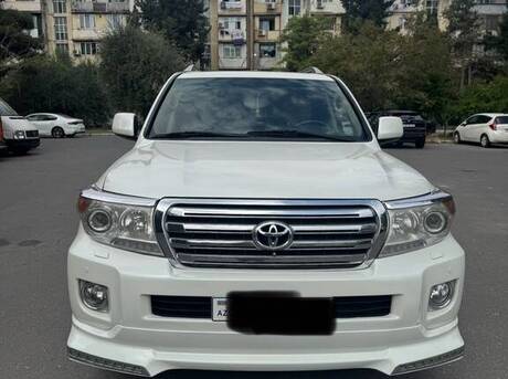 Toyota Land Cruiser 2011