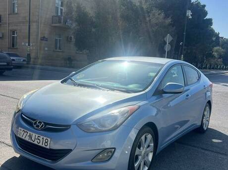 Hyundai Elantra 2011