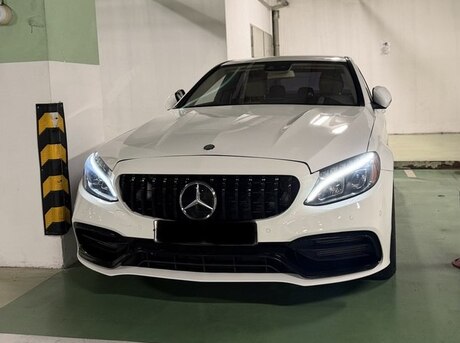 Mercedes C 300 4MATIC 2016