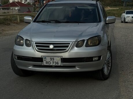 Mitsubishi Airtrek 2002