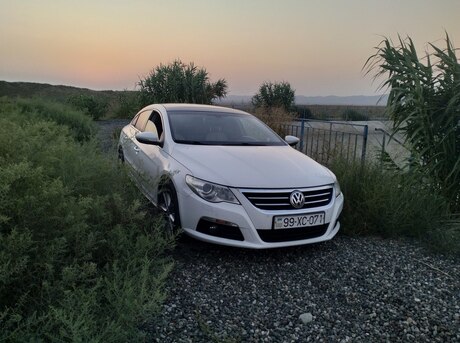Volkswagen Passat CC 2010