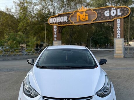 Hyundai Avante 2014