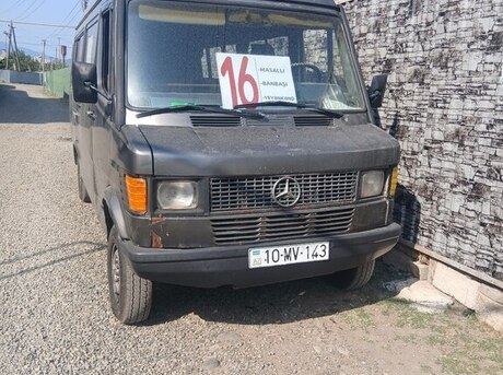 Mercedes 208 D 1995
