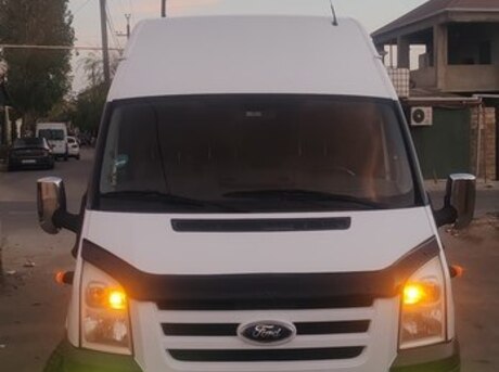 Ford Transit 2012