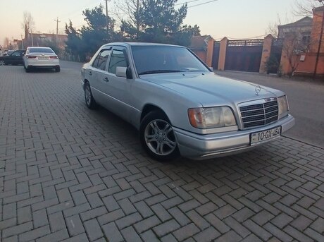 Mercedes E 220 1994