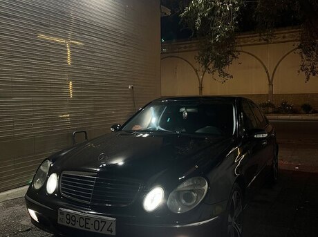 Mercedes E 270 2004