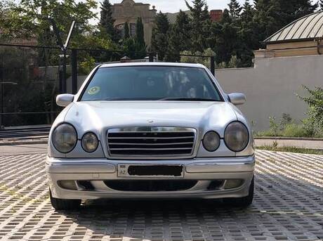 Mercedes E 240 1998