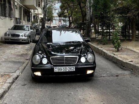 Mercedes E 320 2001