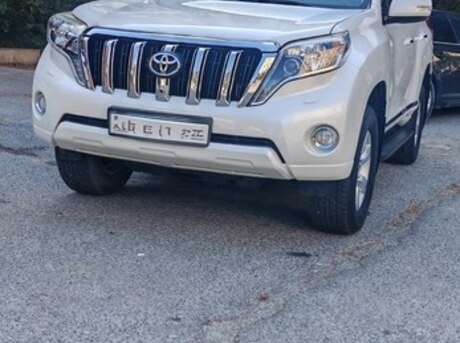 Toyota Land Cruiser Prado 2013