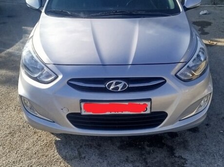 Hyundai Accent 2015