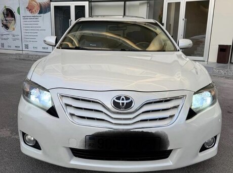 Toyota Camry 2011