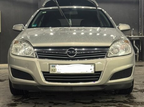 Opel Astra 2008