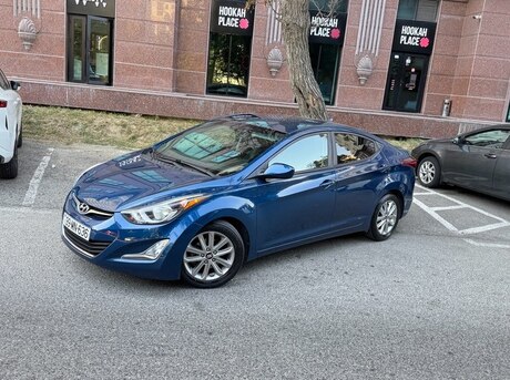 Hyundai Elantra 2015