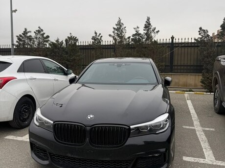 BMW 740 2018