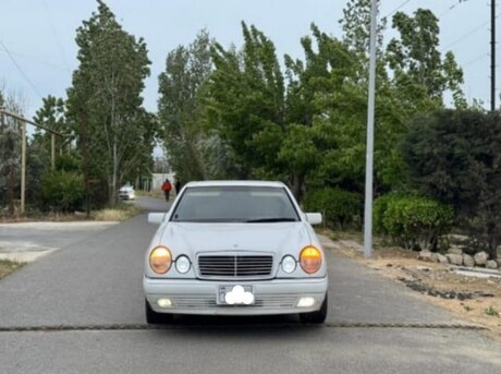 Mercedes E 230 1995
