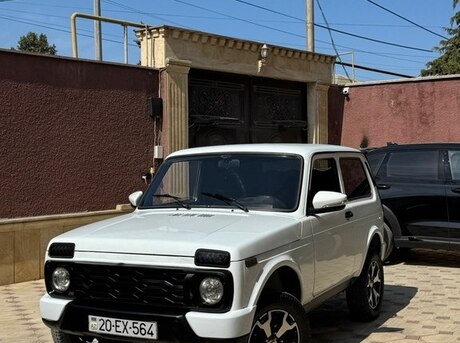 LADA (VAZ) Niva 2014