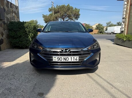 Hyundai Elantra 2020