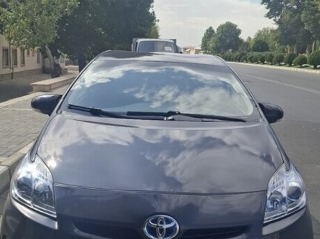 Toyota Prius 2011