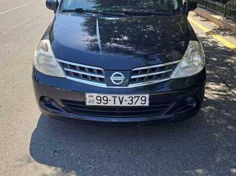Nissan Tiida 2011
