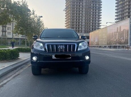 Toyota Land Cruiser Prado 2012
