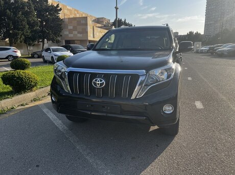 Toyota Land Cruiser Prado 2014