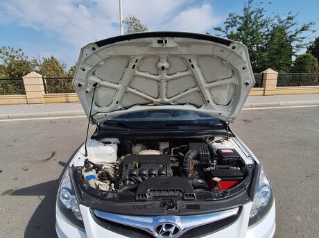 Hyundai i30 2011