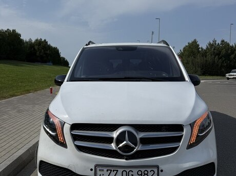 Mercedes  2015
