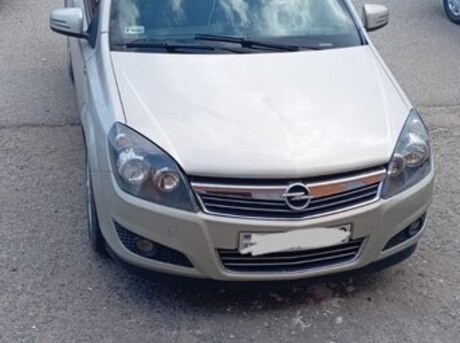 Opel Astra 2007