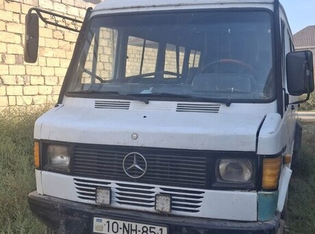 Mercedes 208 D 1992
