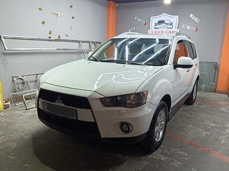 Mitsubishi Outlander 2010