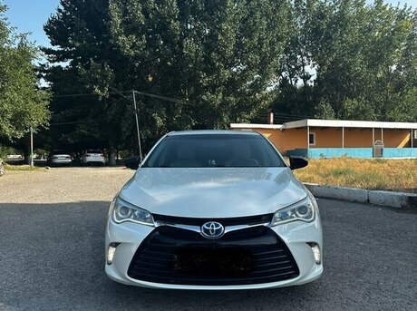 Toyota Camry 2016