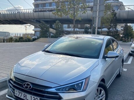 Hyundai Elantra 2019