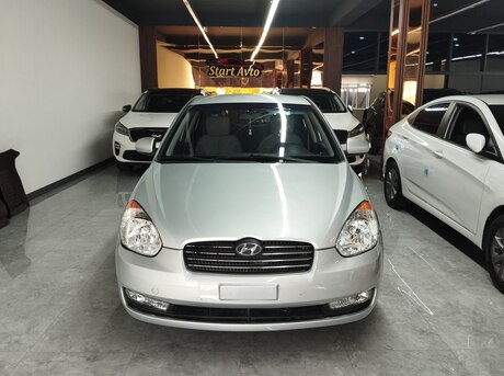 Hyundai Accent 2010
