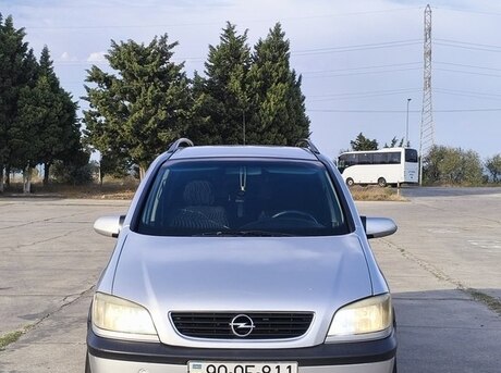 Opel Zafira 2001