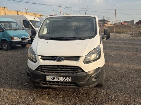 Ford Tourneo Custom 2013