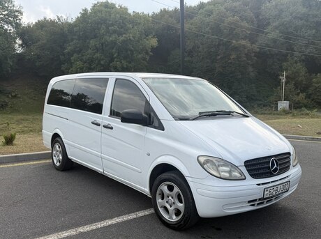 Mercedes  2009