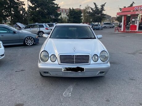 Mercedes E 240 1998