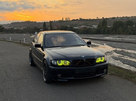 BMW 325 2001